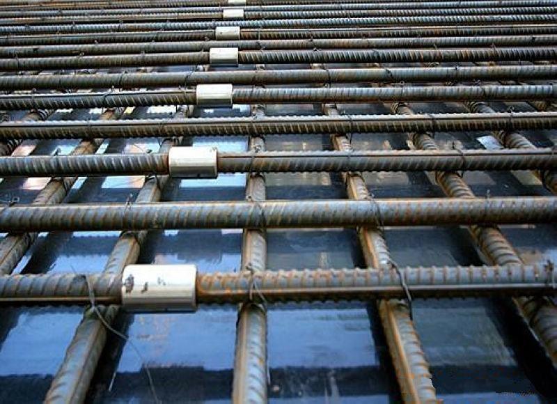 阜康为什么建楼房时，要在钢筋上加一排小圆环？原来作用这么大